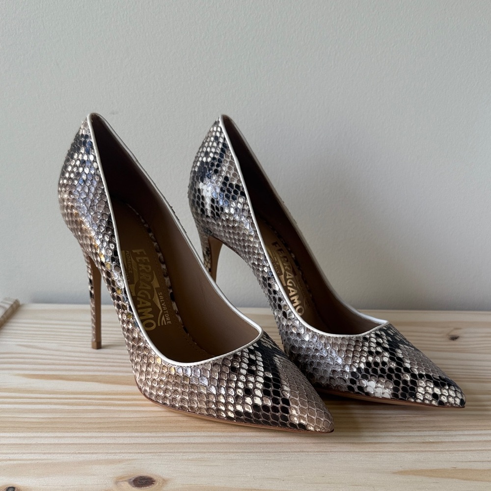 Salvatore Ferragamo Snakeskin Heels - Brown and Black